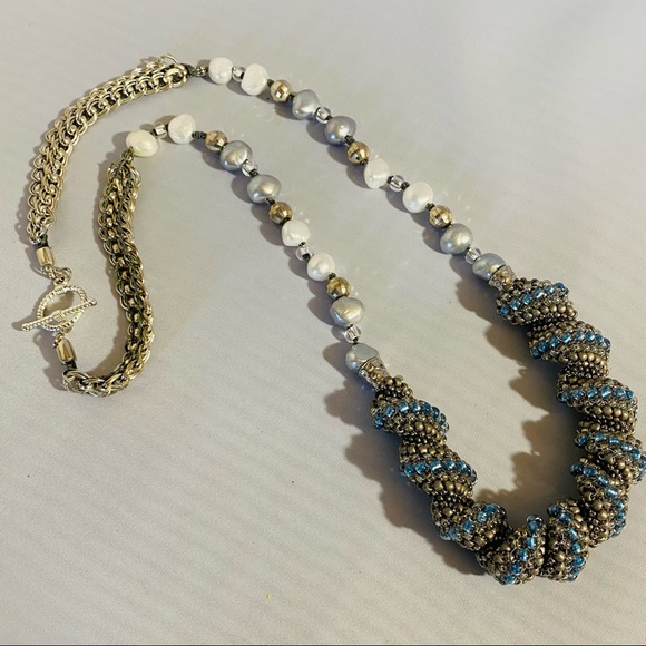 Silver, Pearl  and Crystal Necklace - Picture 1 of 3